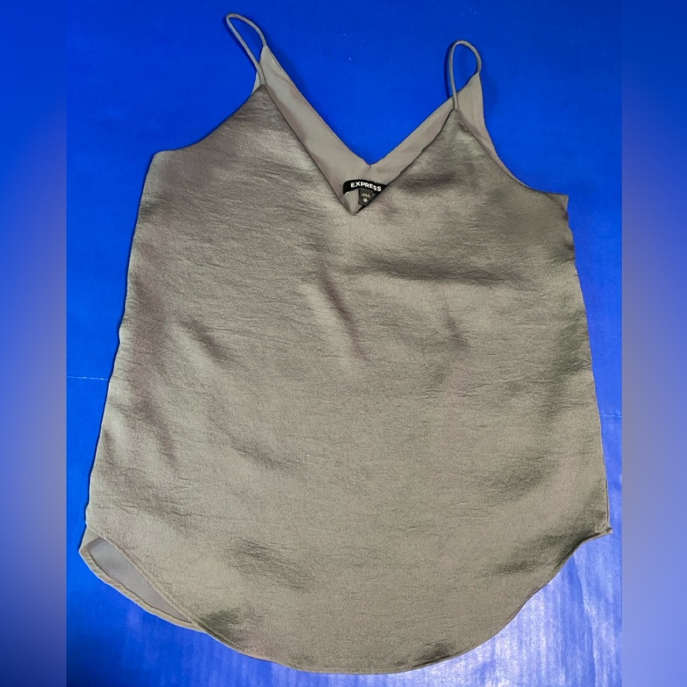 Express NWOT Dark Gray V-Neck Camisole Top Size XS
